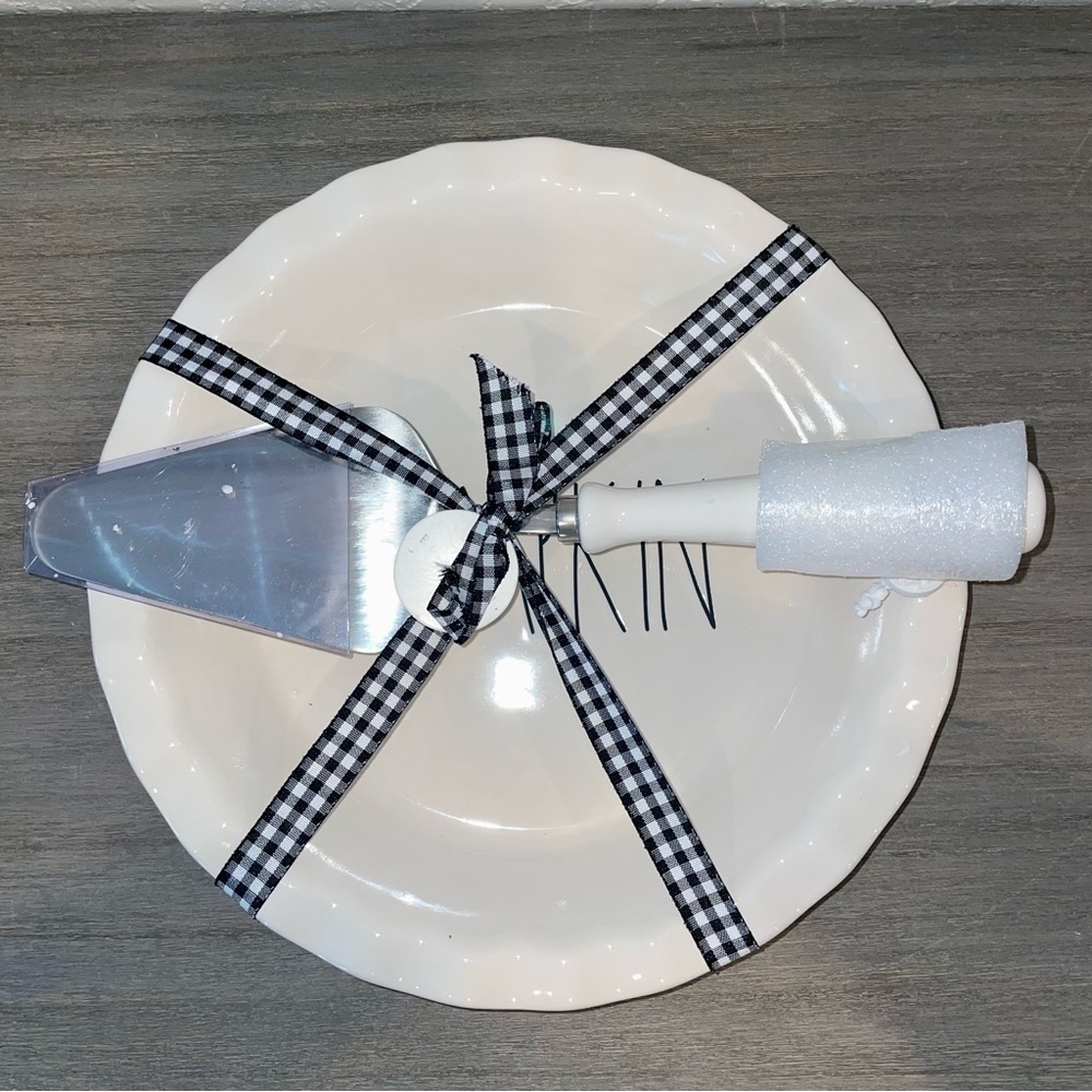 Rae Dunn PUMPKIN Pie Dish and Server Set
